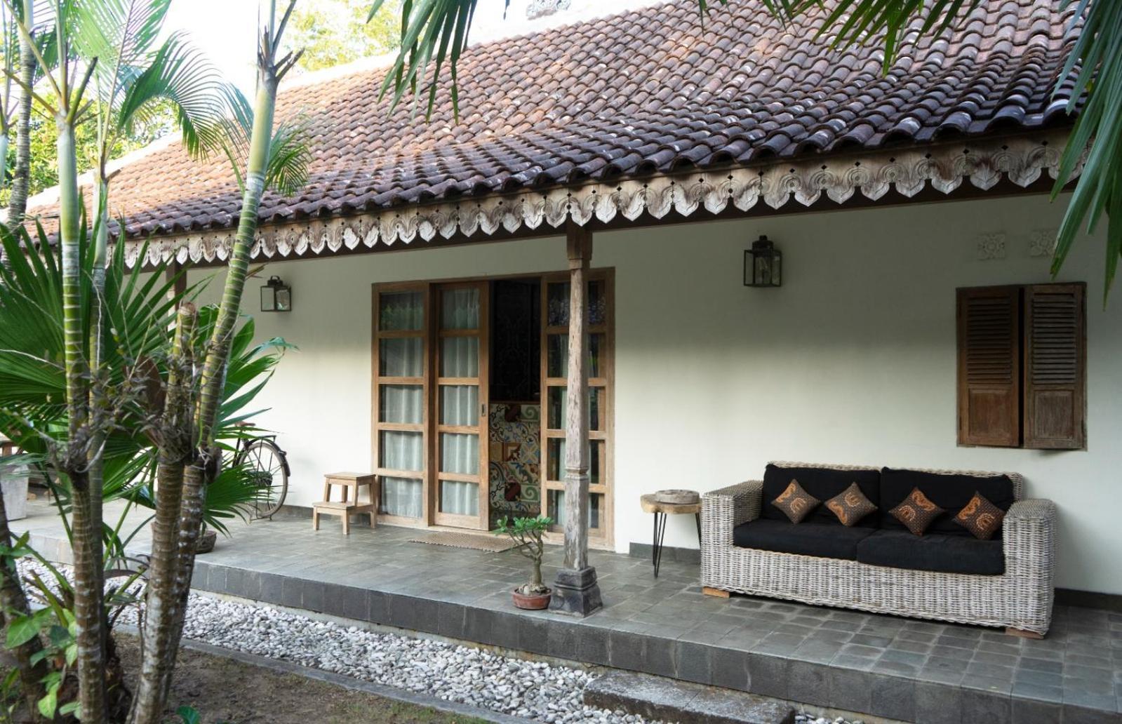 Hotel Blue Garden Yogyakarta Bangunjiwo Exterior foto