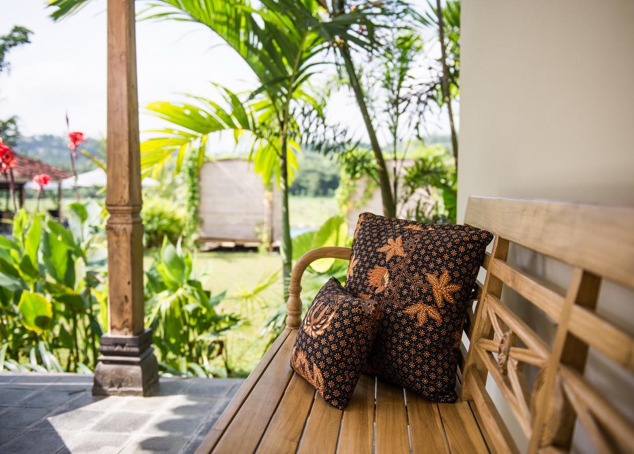 Hotel Blue Garden Yogyakarta Bangunjiwo Exterior foto